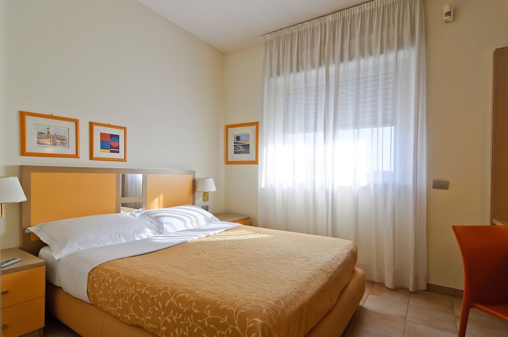 Residence I Triangoli Casal Palocco Habitación foto